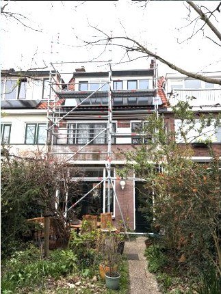 Scaffold with shrink wrap - GSD Steigerbouw